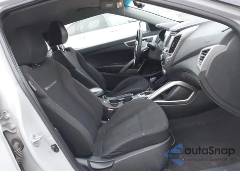 2013 Hyundai Veloster Re:mix z USA, uszkodzony, nr VIN KMHTC6AD3DU140949